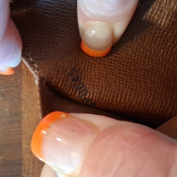 Louis Vuitton Monogram Wallet - Picture 15 of 16